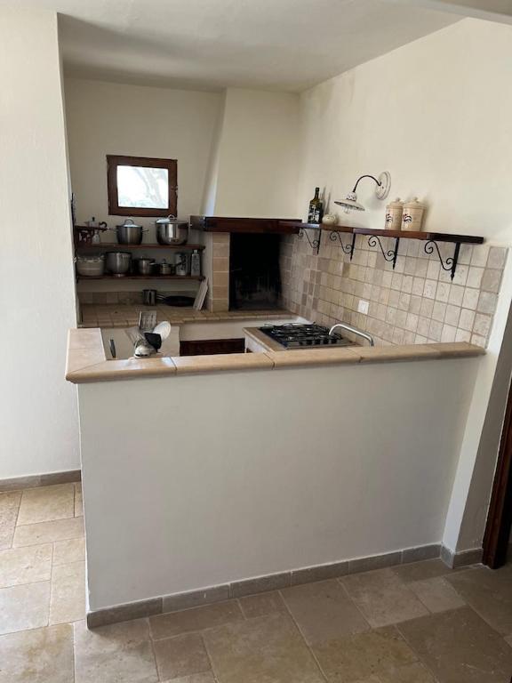 Casa Giuliveto - Charmantes Ferienhaus Mit Privatpool In Olivenhain Ostuni Buitenkant foto