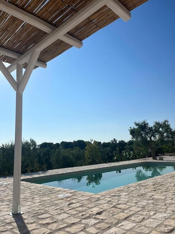 Casa Giuliveto - Charmantes Ferienhaus Mit Privatpool In Olivenhain Ostuni Buitenkant foto