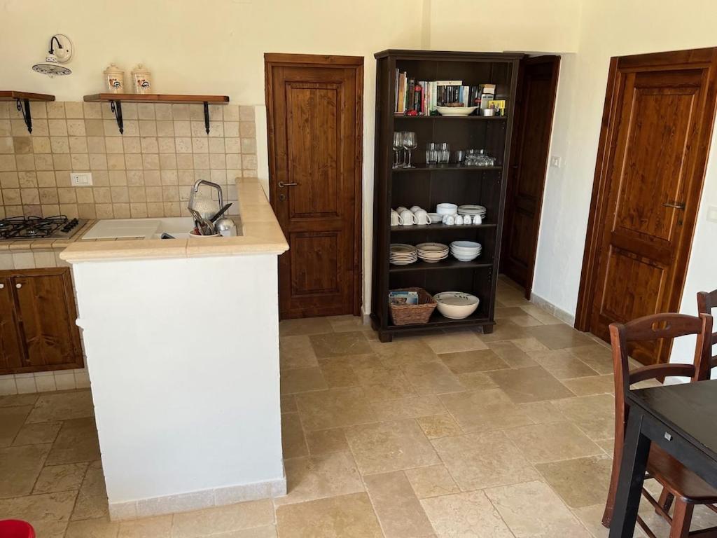 Casa Giuliveto - Charmantes Ferienhaus Mit Privatpool In Olivenhain Ostuni Buitenkant foto
