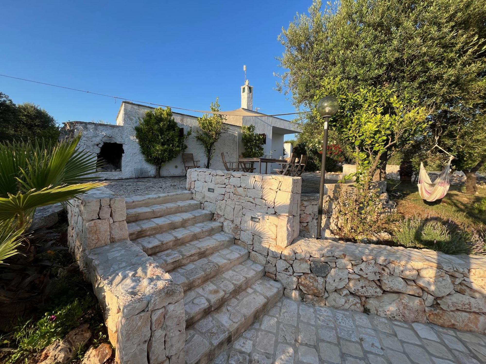 Casa Giuliveto - Charmantes Ferienhaus Mit Privatpool In Olivenhain Ostuni Buitenkant foto